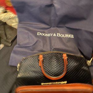 Dooney and Bourke purse